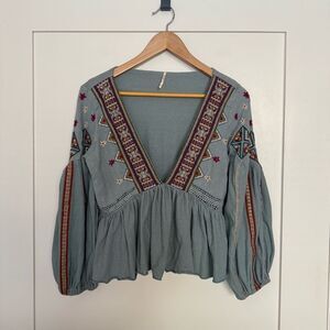 Free People Aria Top Sz S Blue V Neck Embroidered Gathered Long Sleeve Boho